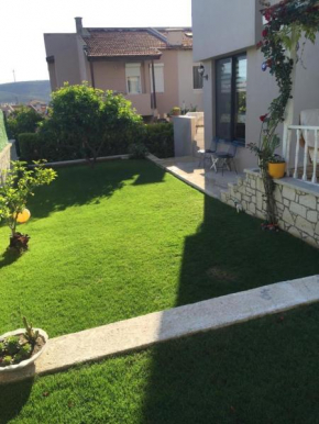 Alaçatı sakızlar bölgesinde kiralık villa, Ilıca